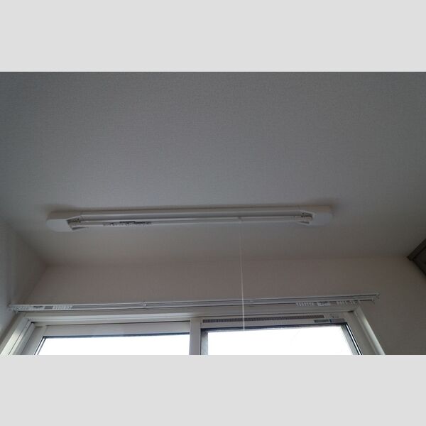 セレスティア白鳥204号室 室内干し