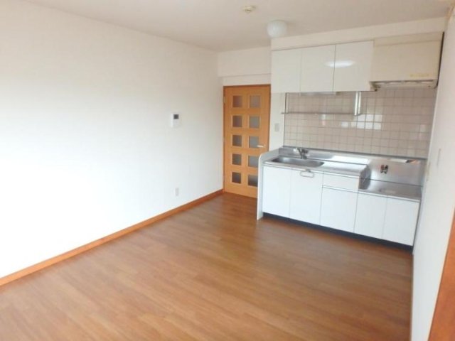 ヴィントハウス石神井3階 リビング