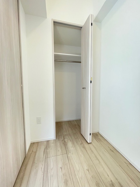 ドゥーエ王子神谷5階 収納