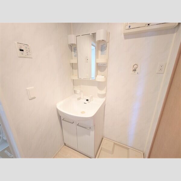 シャンティ202号室 洗髪洗面化粧台