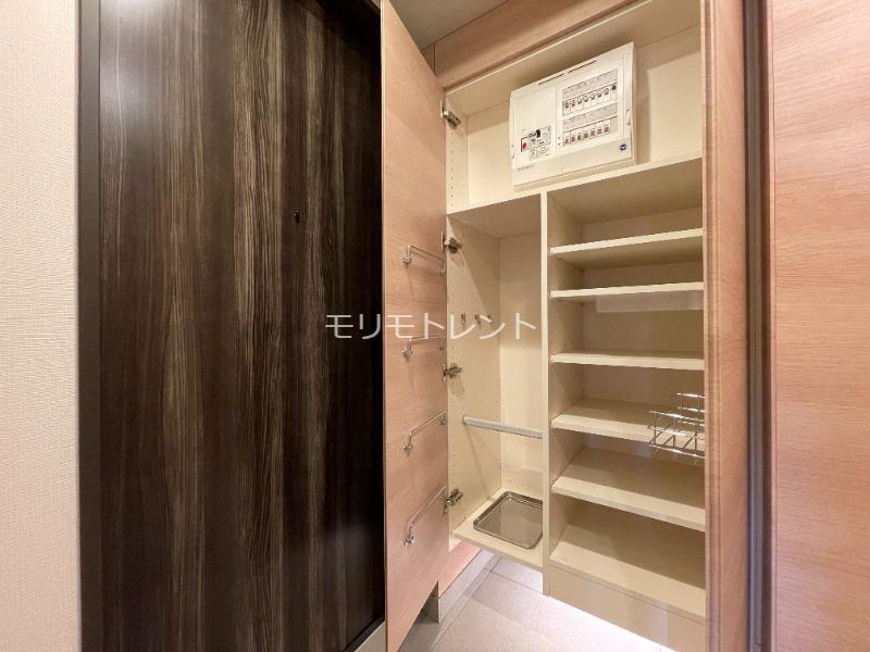 ピアース柿の木坂 室内写真