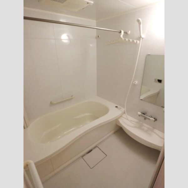 グランドソレイユ　B棟203号室 バスルーム