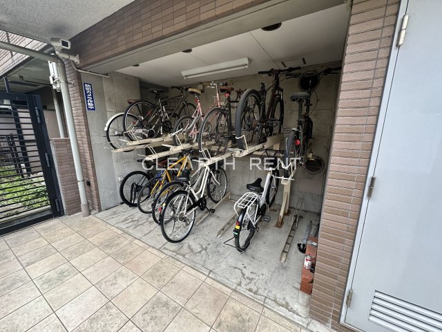 菱和パレス三軒茶屋1階 駐輪場完備