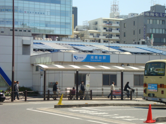 サンレジデンス湘南 湘南台西口まで240ｍ