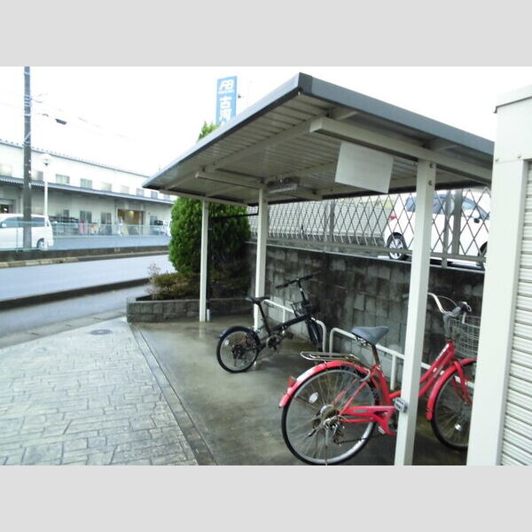 ベルヴィラージュ　B 駐輪場