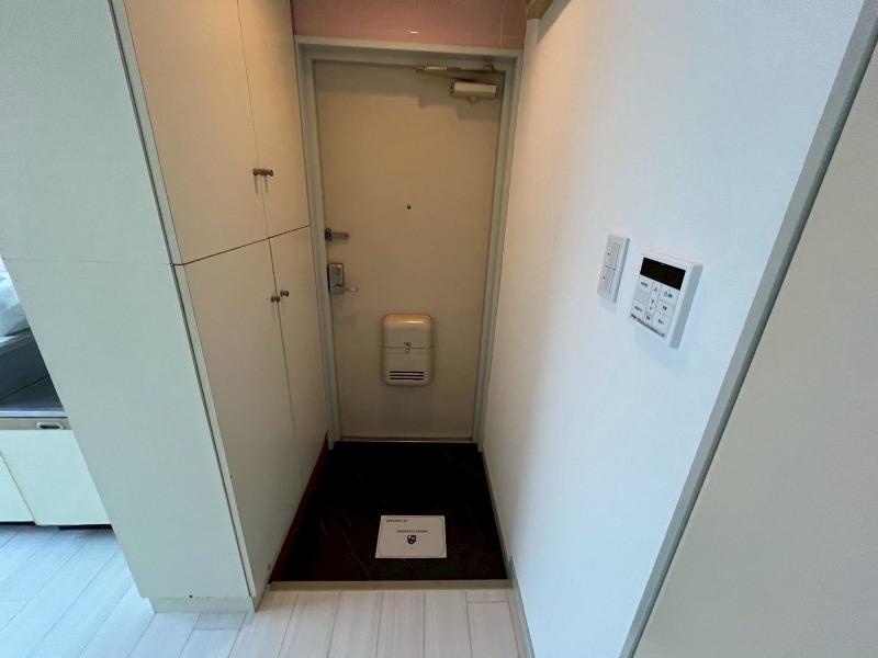 クロノス四之宮2階 玄関