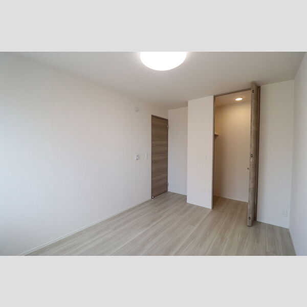 バニュルス　Ⅵ102号室 洋室