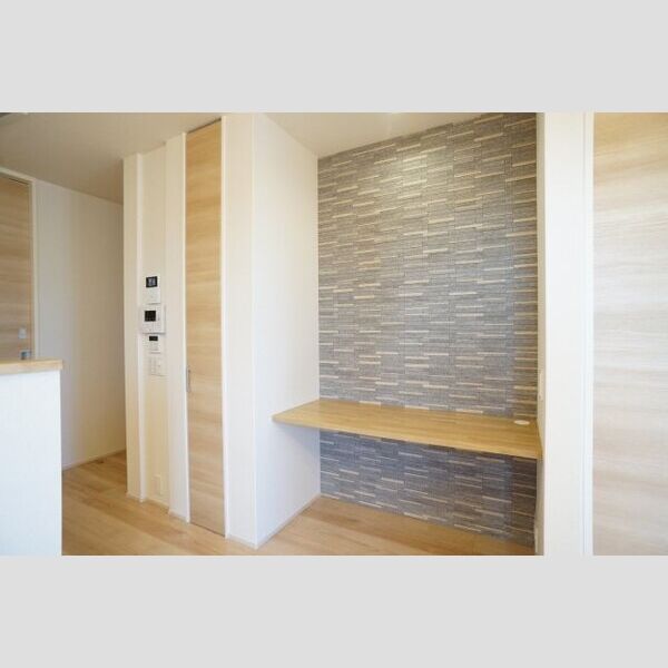 雄治レジデンス302号室 ワークスペース♪ネット使用料無料(Wi-Fi対応)