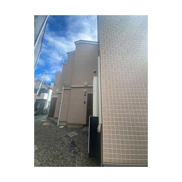 ルミエール　ドレ　西巣鴨102号室 外観