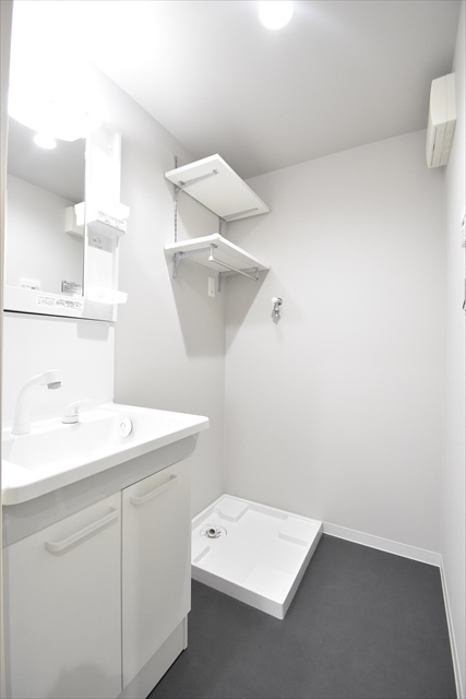 オリエンタルコート東大宮1階 洗面