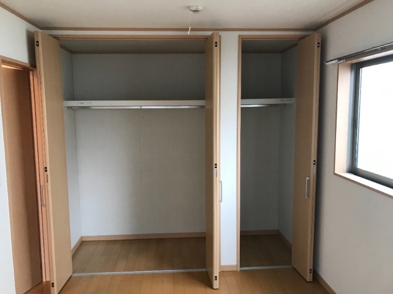 エーリS・A・S2階 収納