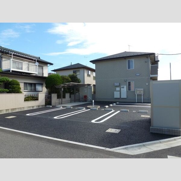 サニーウェル 駐車場