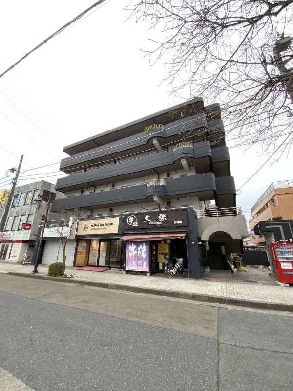 クロノス小作駅前の外観画像