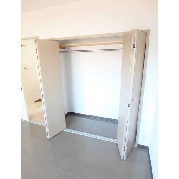 コーポラス　紀里 収納