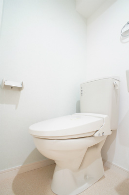 FERIO三ツ沢1階 トイレ