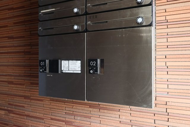 ルーナクレシェンテ町屋3階 宅配BOX