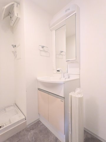 エルファーロ中野新井薬師0101号室 洗面