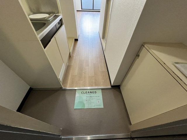 ラフィネ西荻3階 玄関