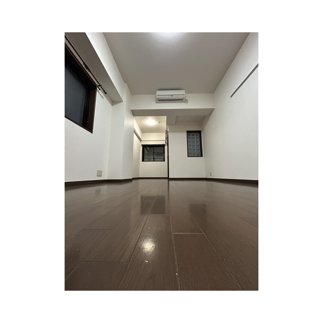 ステージファースト青山1階 リビング