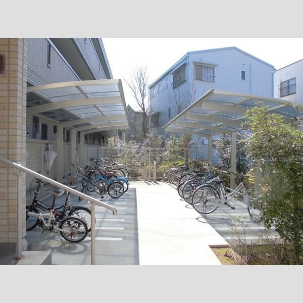 グランフィールドⅢ 駐輪場