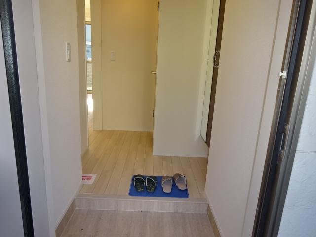 アイルトンハウス101号室 玄関