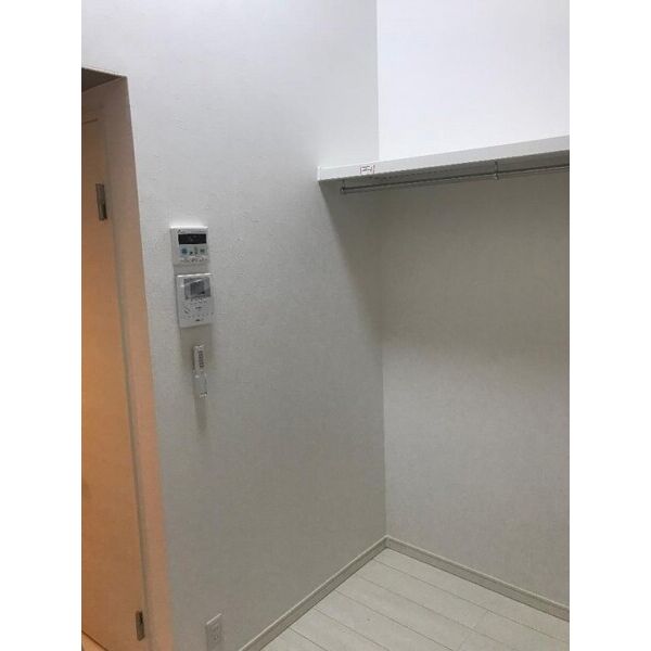 エーデル横浜戸部 リビング