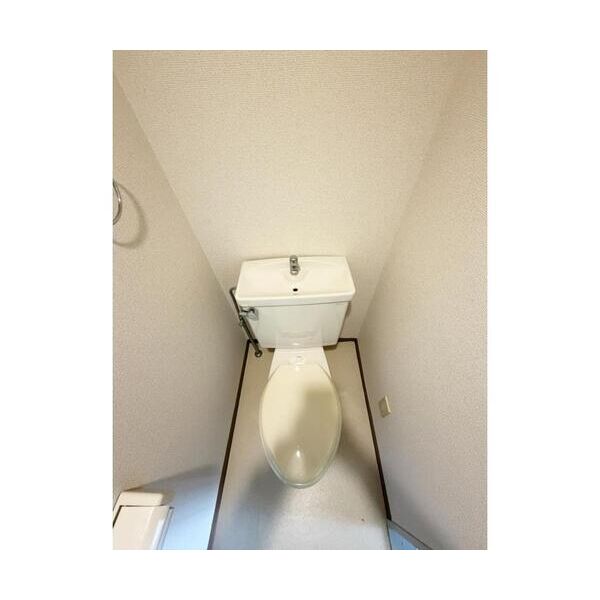 K・ONEビル301号室 トイレ