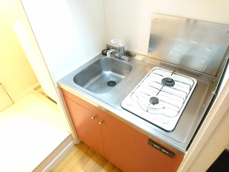 レオパレスファーレⅡ201号室 ゴミ置き場