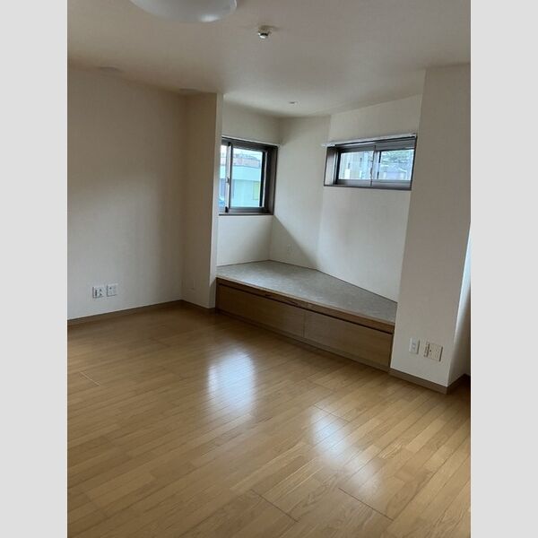 和光市本町貸住宅201号室 小上がりスペース