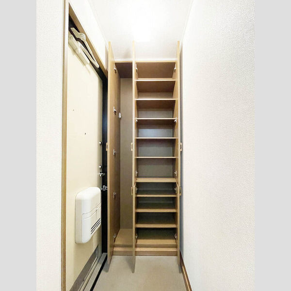 マレッサパーク106号室 下駄箱