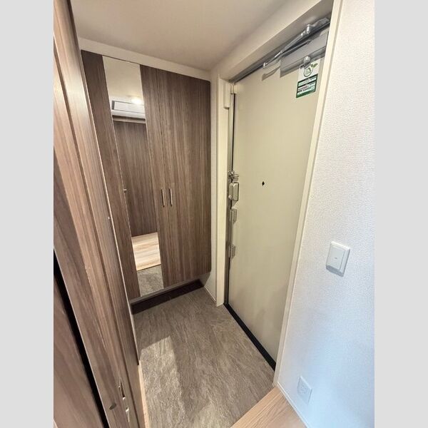 シンビジウム湘南台303号室 玄関