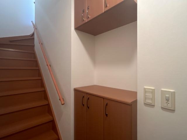 プラム　ツリィ205号室 下駄箱