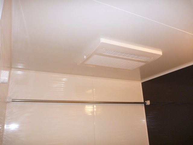 ディアコート00102号室 浴室乾燥機