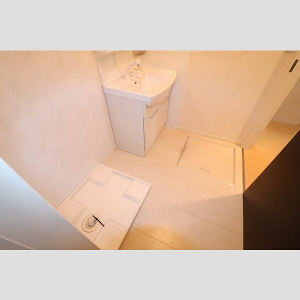 ヴィアノ　Ⅲ棟 洗面所　洗髪洗面化粧台あり