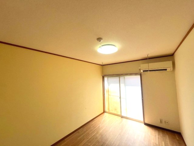 フラットソレイユ101号室 ※写真は別室です