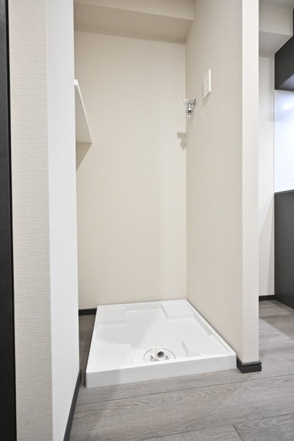 ＧＲＡＮＳＩＴＥ　ＮＡＫＡＭＥＧＵＲＯ11階 室内洗濯機置場