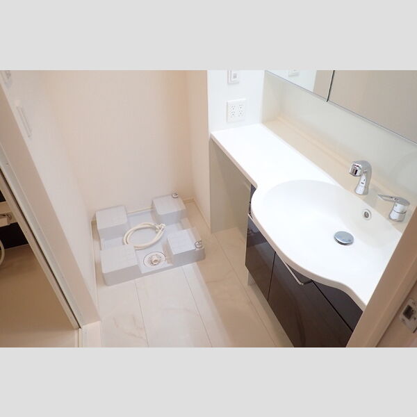 ソフィアⅢ読売ランド 洗髪洗面化粧台