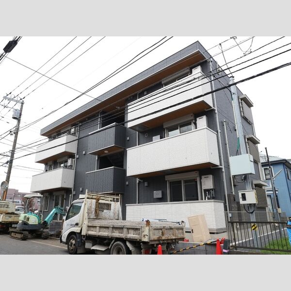 グラッサム大和103号室 建物外観　※建築中