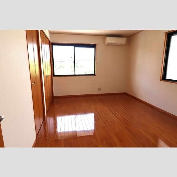 ル・ソレイユシェソワ　ABCDB101号室 2階洋室