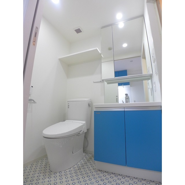 B CITY APARTMENT NAKANO EAST0702号室 同建物別部屋の参考画像