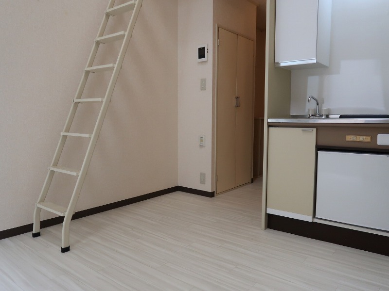 アップルハウス梶ヶ谷2階 内観