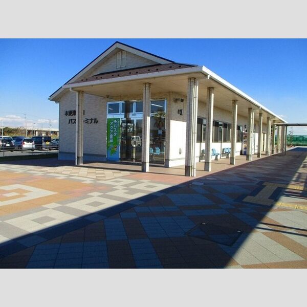 フィオーレ金田西 木更津金田バスターミナル　徒歩14分(1,070m)