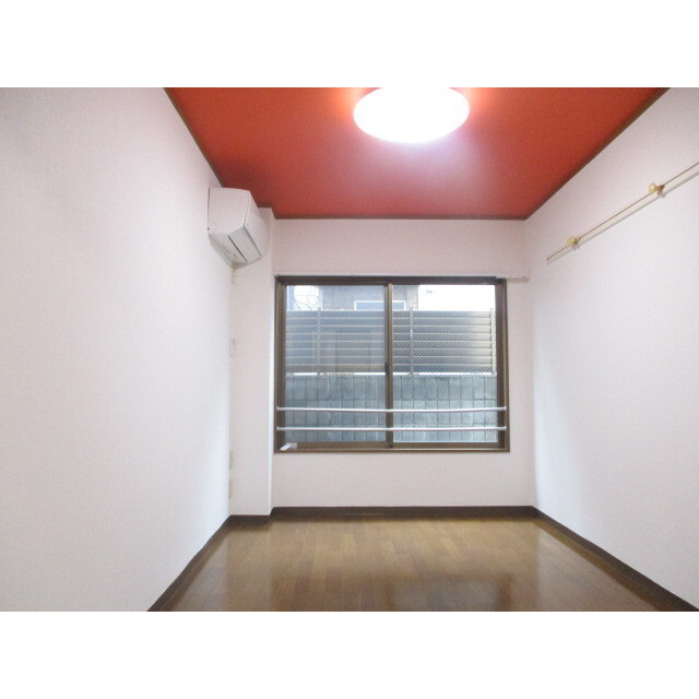 メゾン・ド・西新宿 リビング