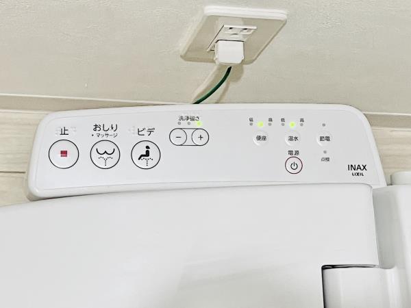 Ｄ’ｓ　ＶＡＲＩＥ三ノ輪レジデンス7階 トイレ