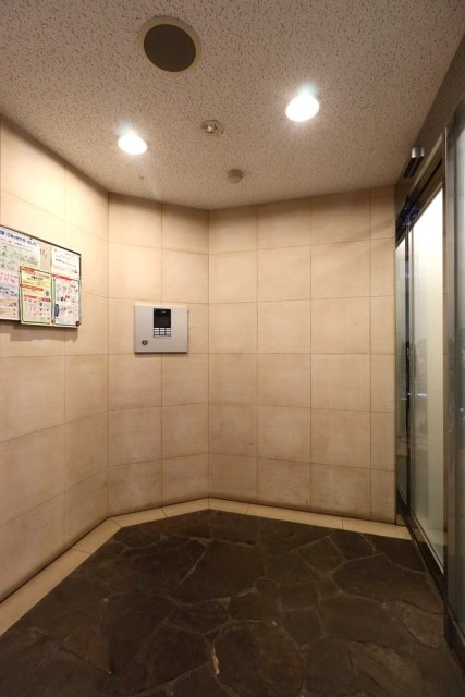 フレールK&Y6階 エントランス