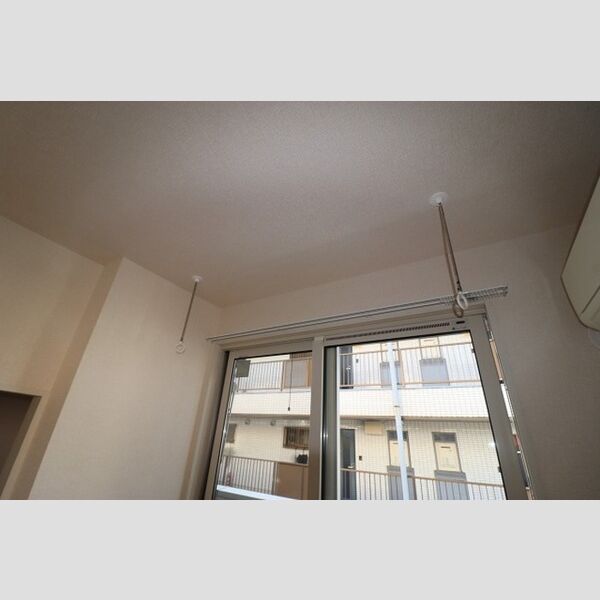 エスペランサ203号室 室内物干し