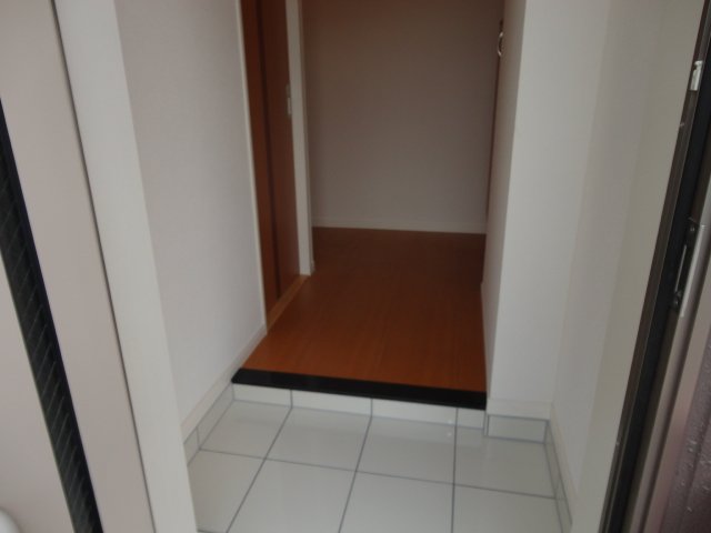 メゾン　グレイス103号室 玄関