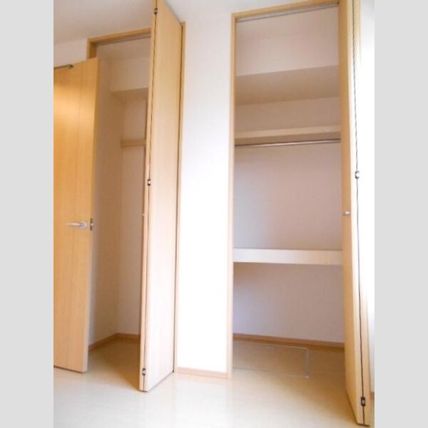 アクシス 洋室クローゼット