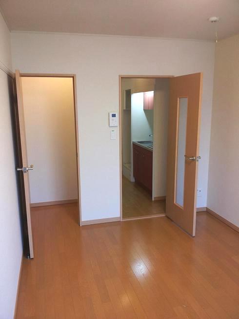 レオパレスサンライズ リビング