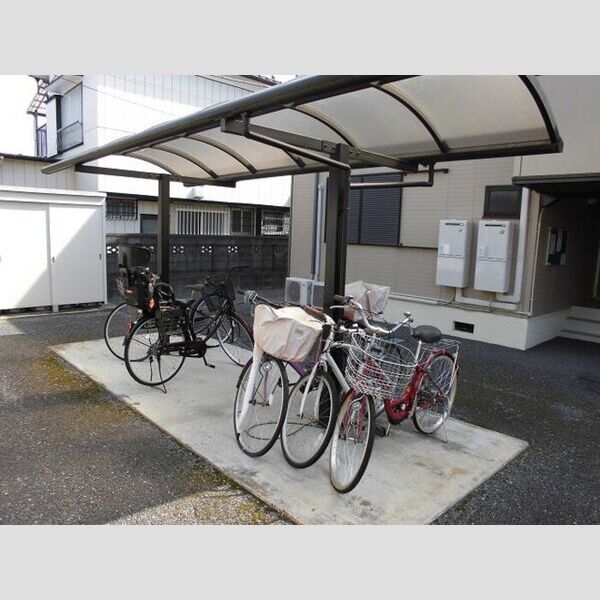 愛花夢　3号館 駐輪場